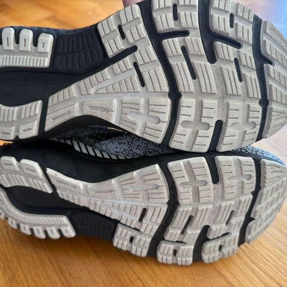 Men’s Brooks Adrenaline GTS 21 Running  Shoes main image 5